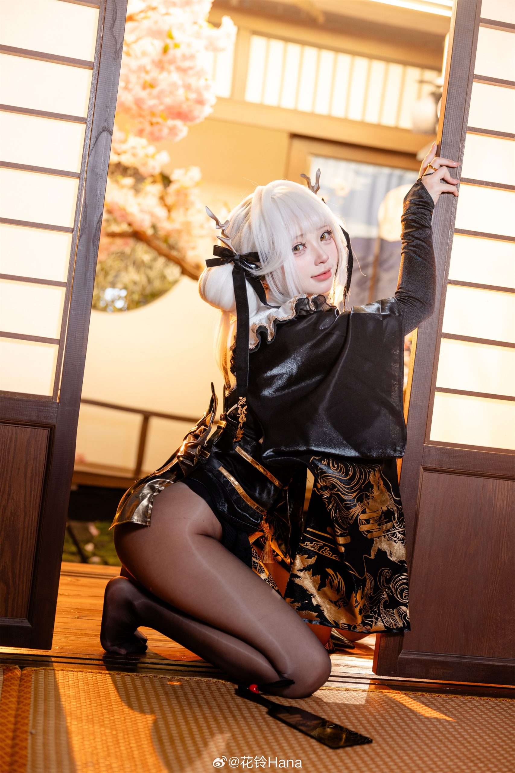 [COSPLAY] 情人节就留下和我过嘛～店～长～nikke_胜利女神 布兰儿@花铃Hana